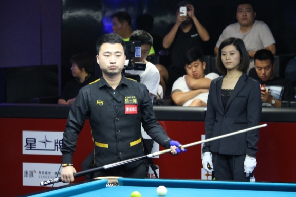 他用令人惊 他用令人惊